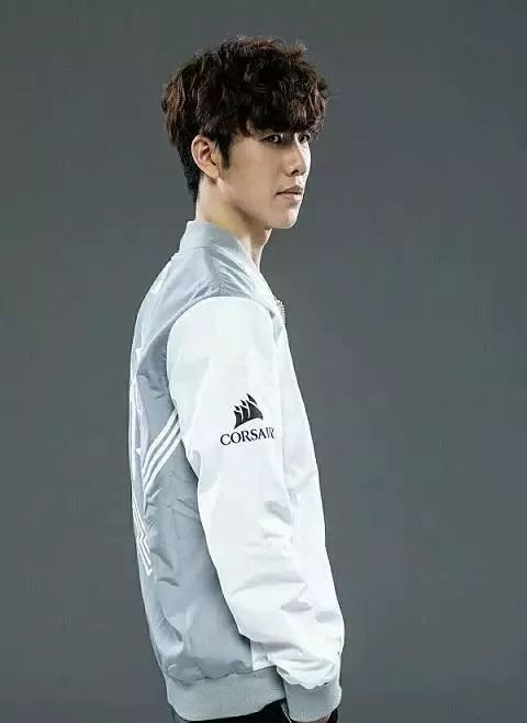 王者荣耀正式服更新，蒙犽伽罗再降温